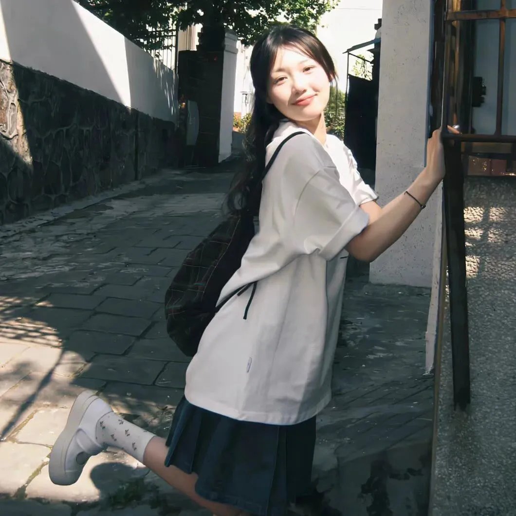 山村姐妹